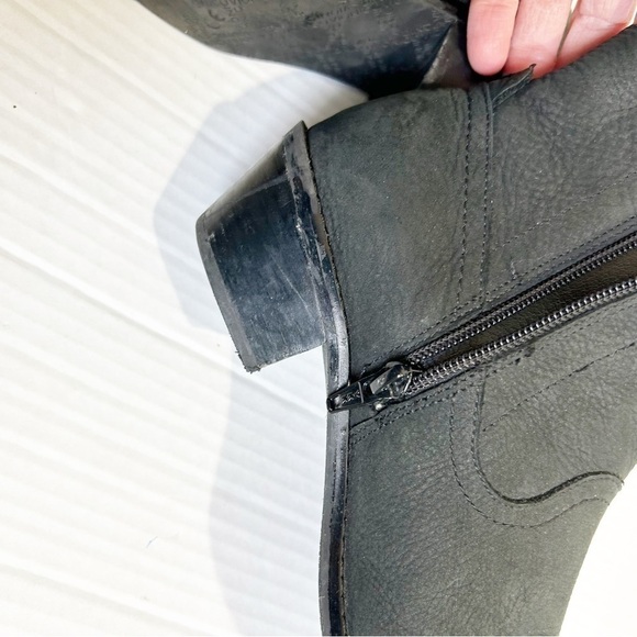 🌷SALE Vionic Roselyn Nubuck Leather Ankle Boots Size 6 Black Heeled - Picture 10 of 14